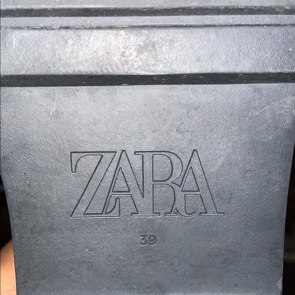 Zara Men's Black Leather Derbys - Picture 4 of 4